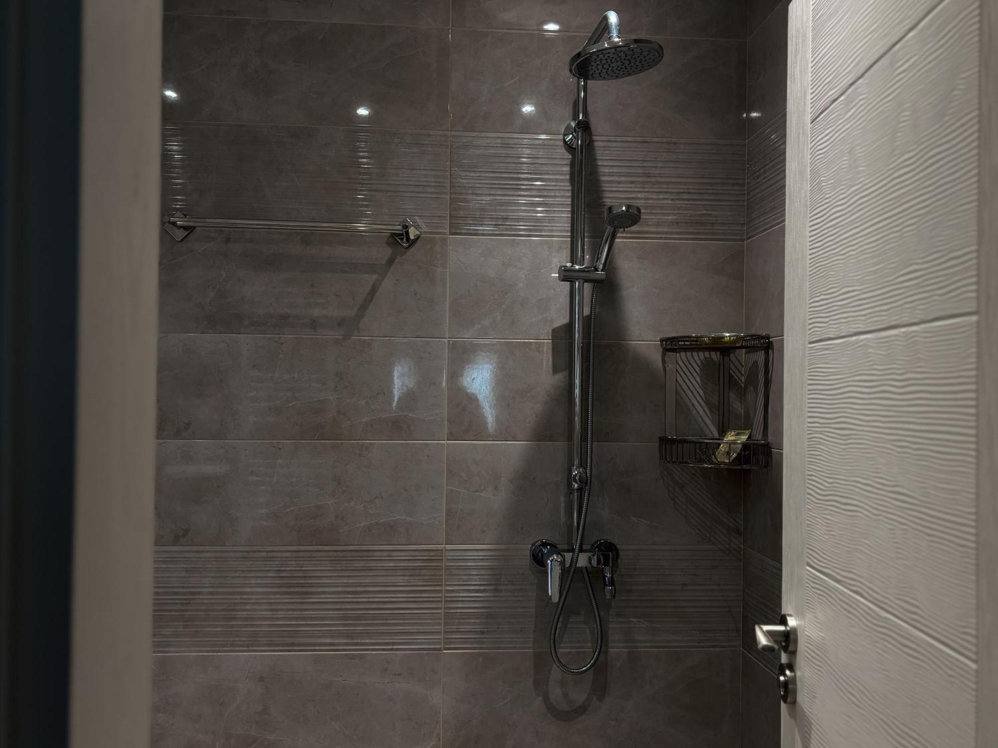 Apartamento Dariq Kazanlŭk Exterior foto